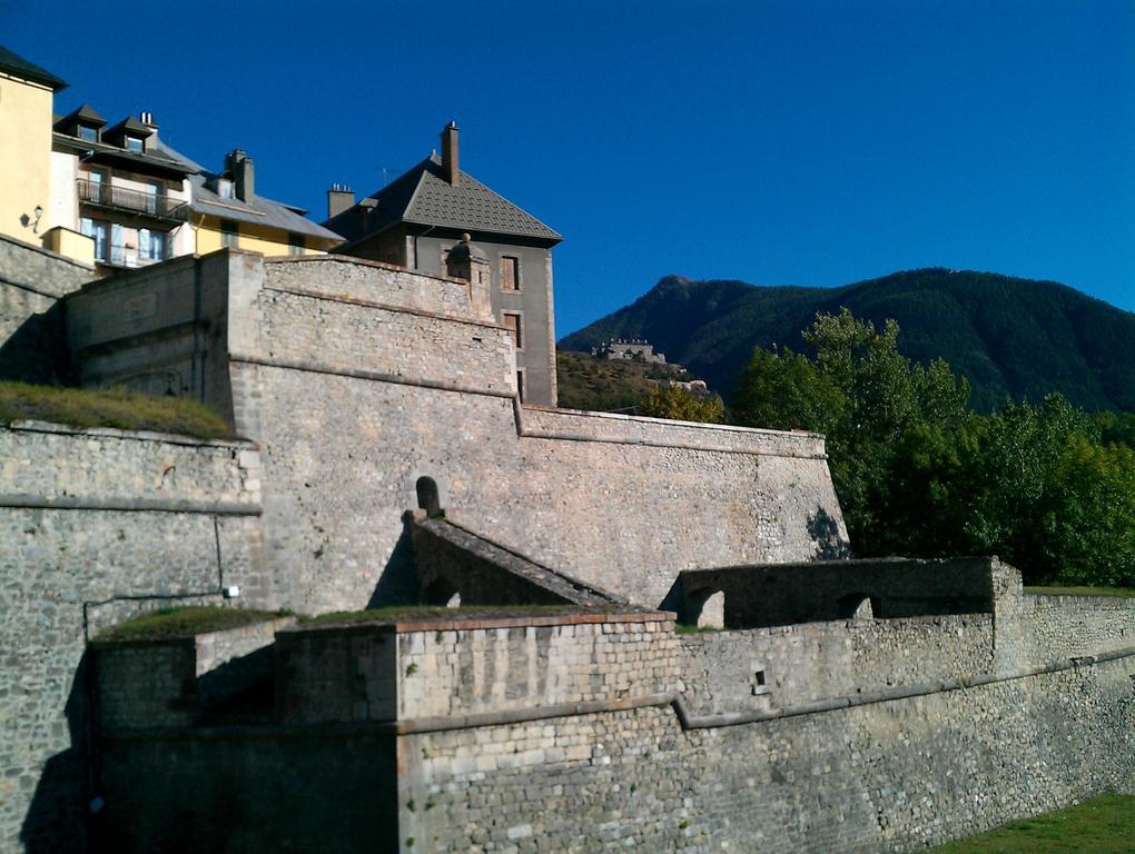 Pres Des Forts Briançon Exteriör bild