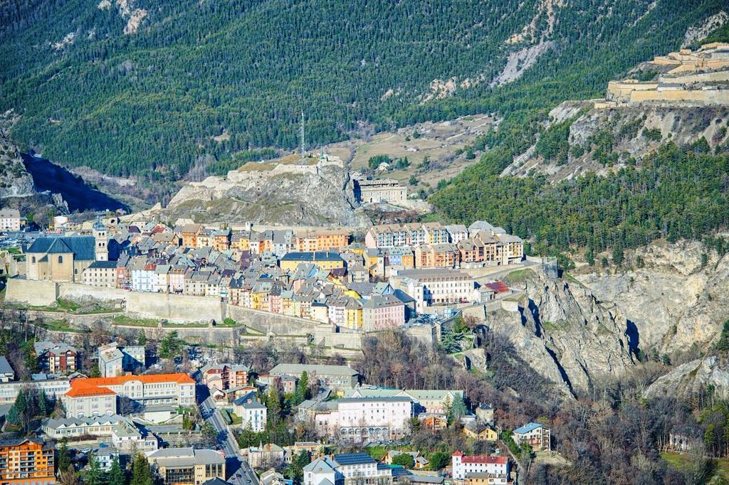 Pres Des Forts Briançon Exteriör bild