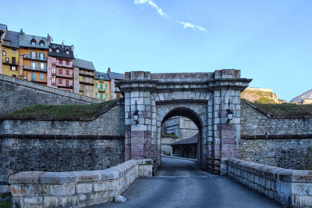 Pres Des Forts Briançon Exteriör bild